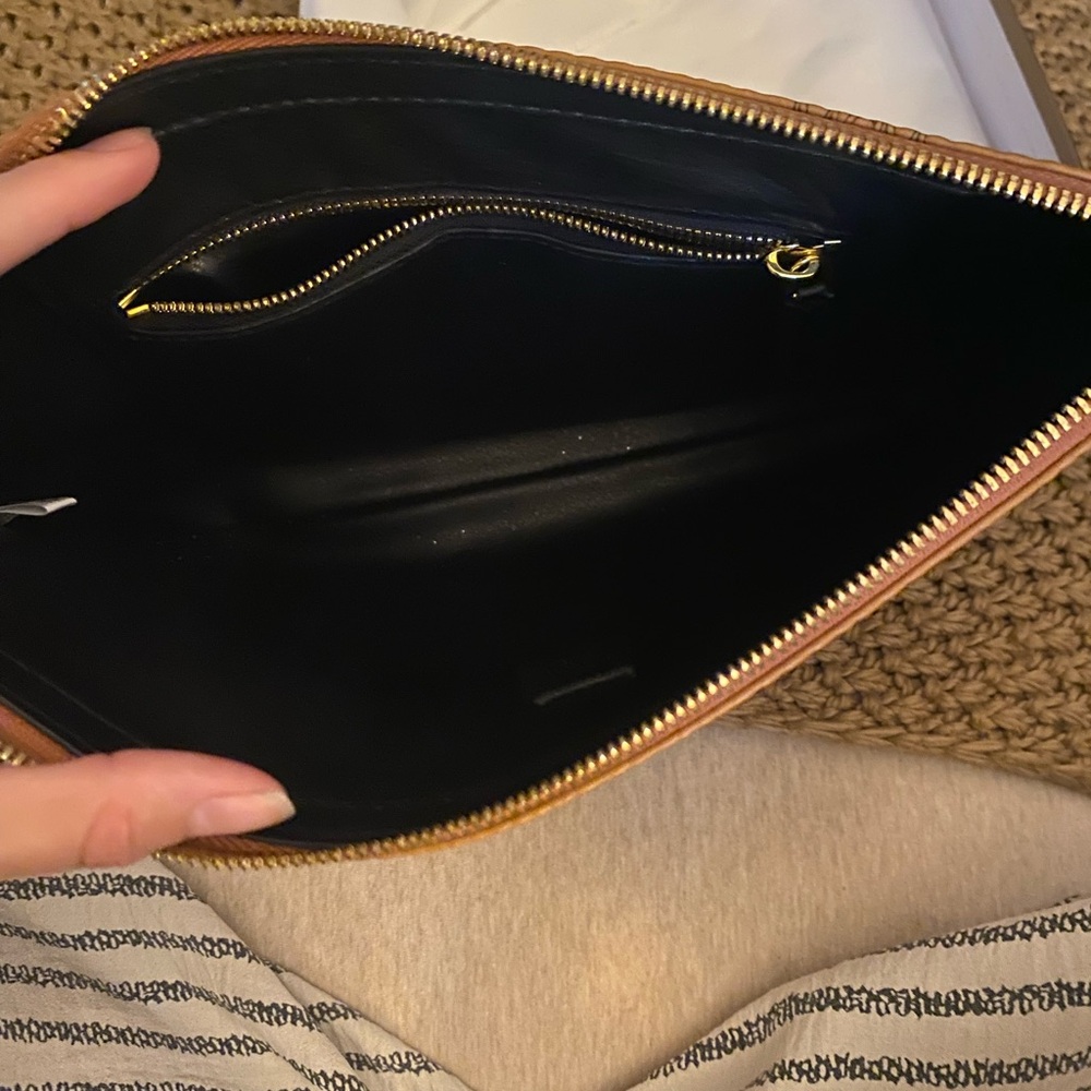 MCM Tan Visetos Pouch with Gold Accents - Picture 6 of 6